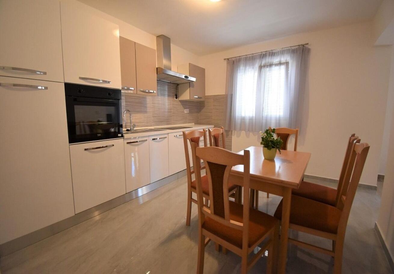 Holiday Home Branka - 80 M From Beach Vir Exteriör bild